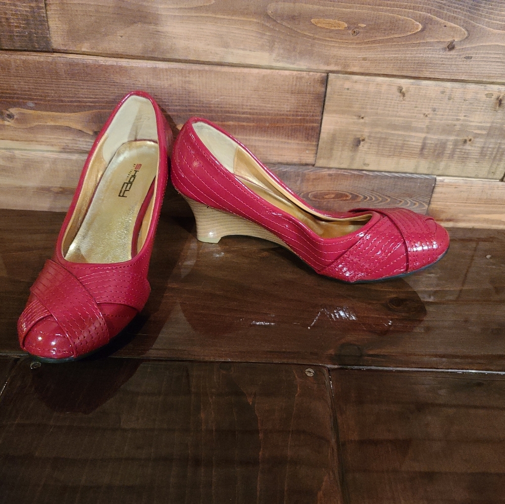 Red shoe